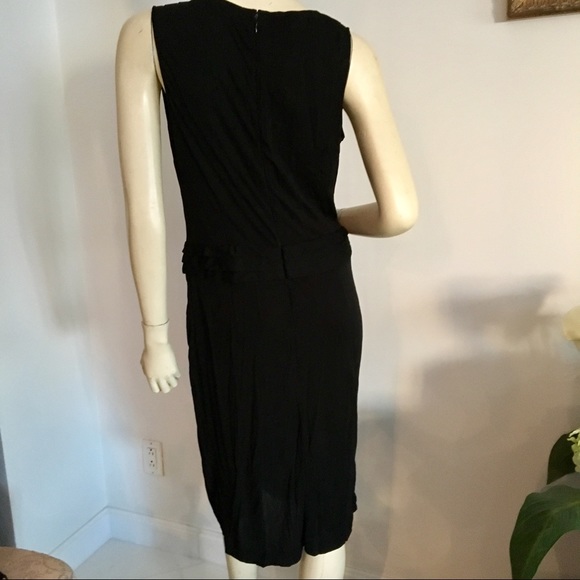 St. John couture black sleeveless dress w/plunge neckline - Picture 11 of 14